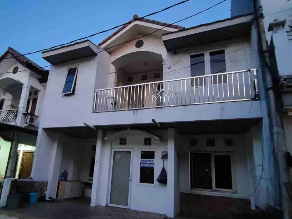 sewa Murah rumah Puri Intan 2 lantai kelapa gading