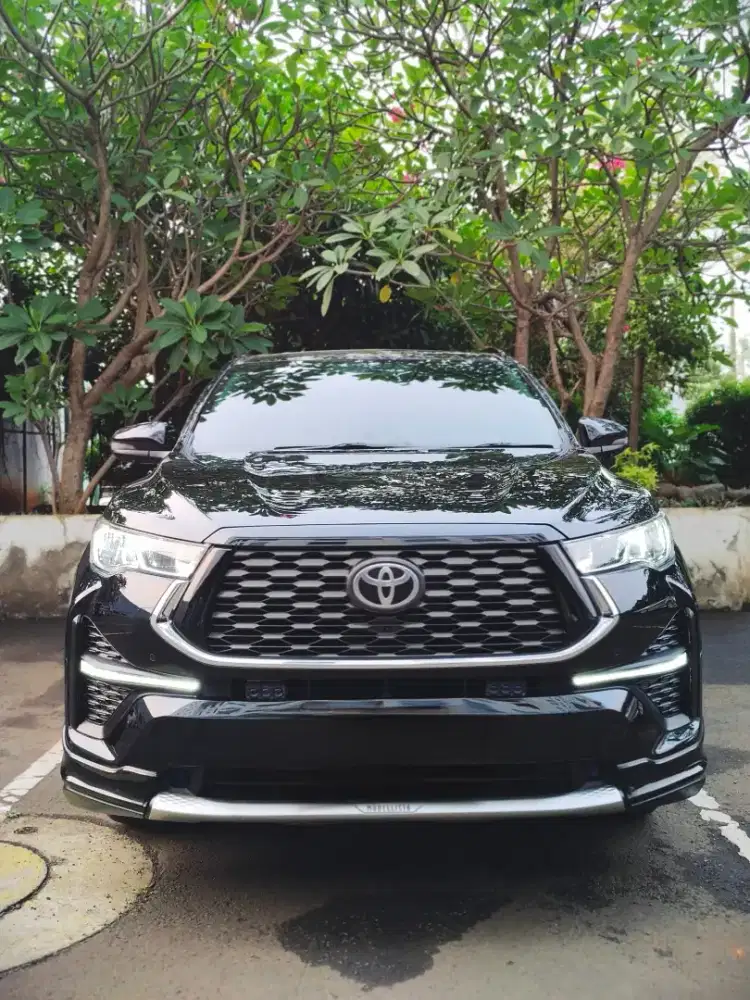 Forsale Innova Zenix V Hev 2023