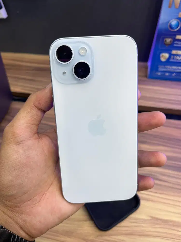 iPhone 15 Blue Garansi Panjang - Super Mulus Like New