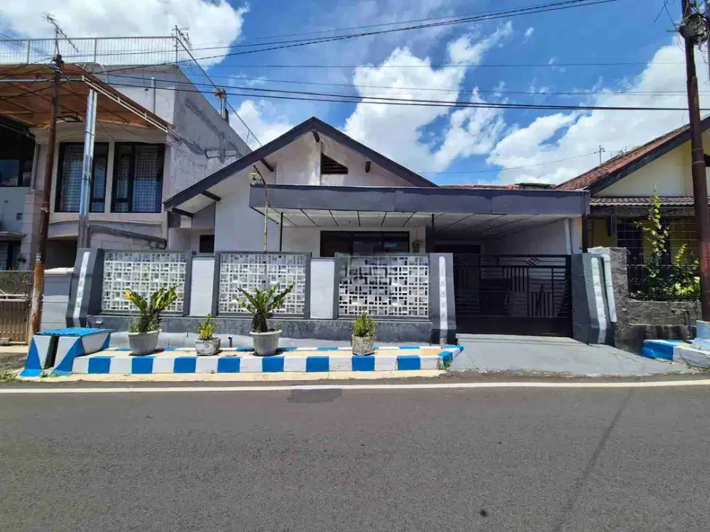 Dijual Rumah Harga Tanah Lokasi Strategis Dekat Suhat