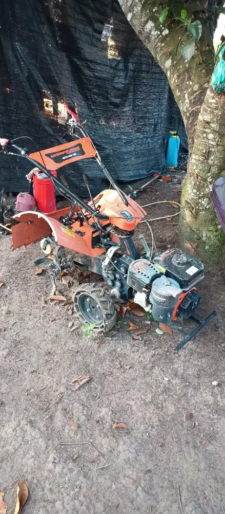 traktor mini serbaguna