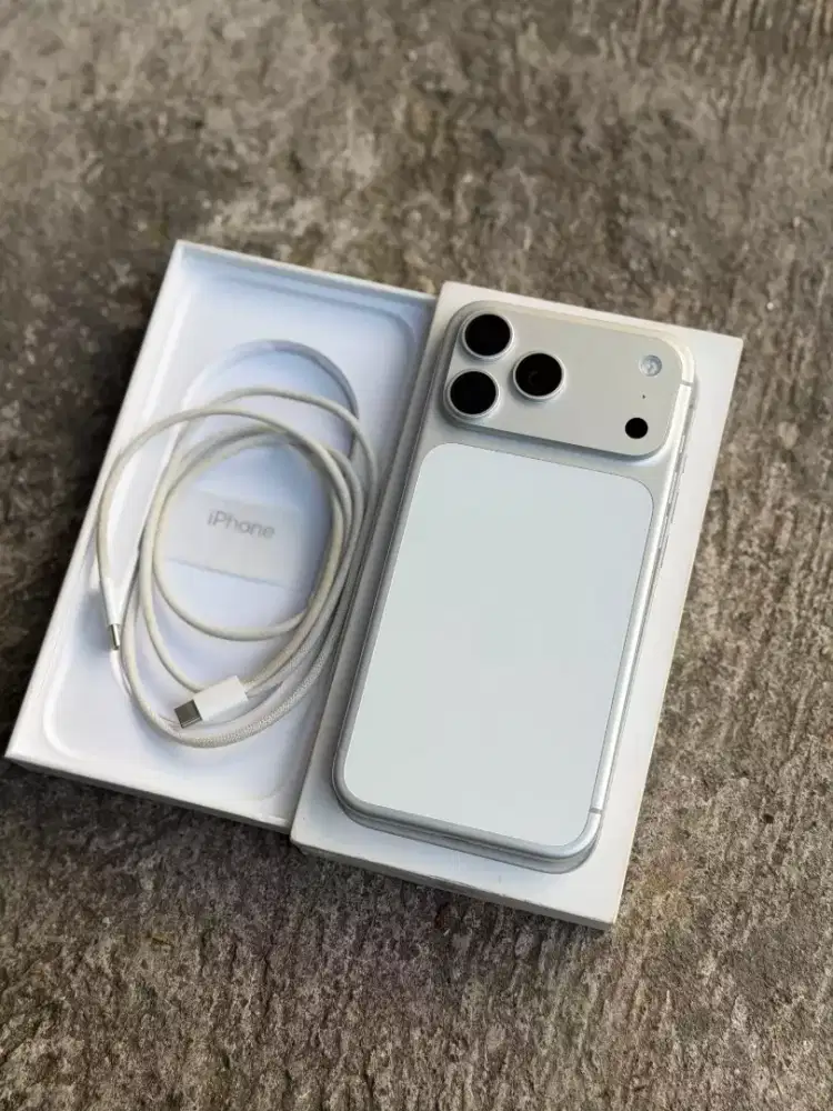 iPhone 17 pro max 256gb ibox