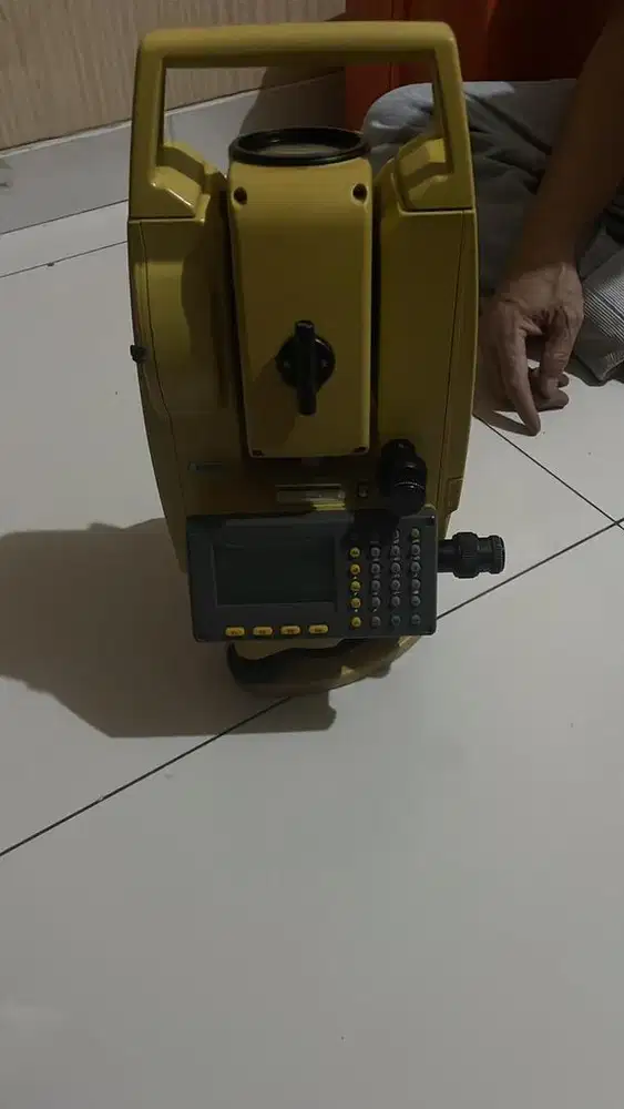 Total Station South NTS 312B