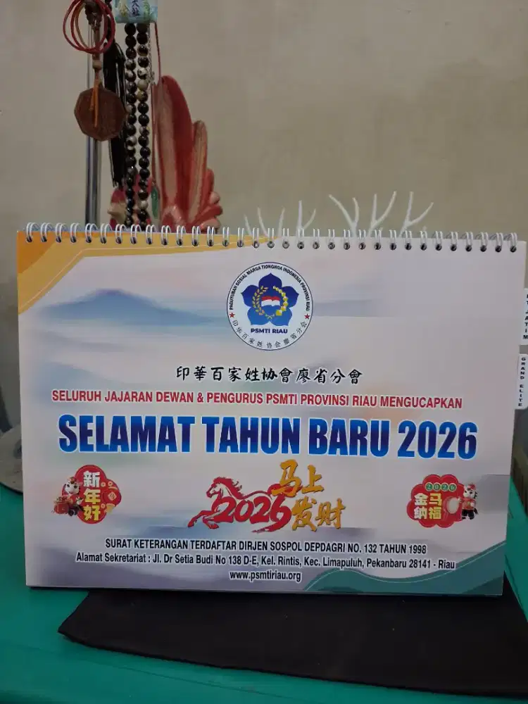 Kalender untuk tahun 2026
Kalender khas china
Limited edition
Barang t