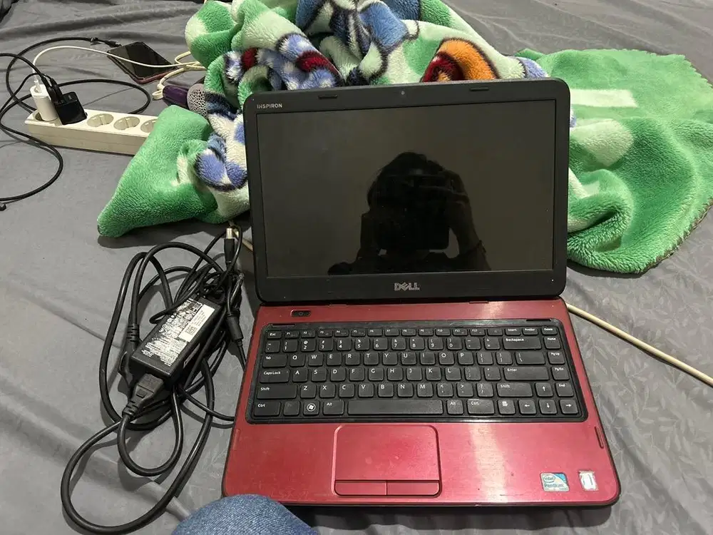 LAPTOP dan KOMPUTER