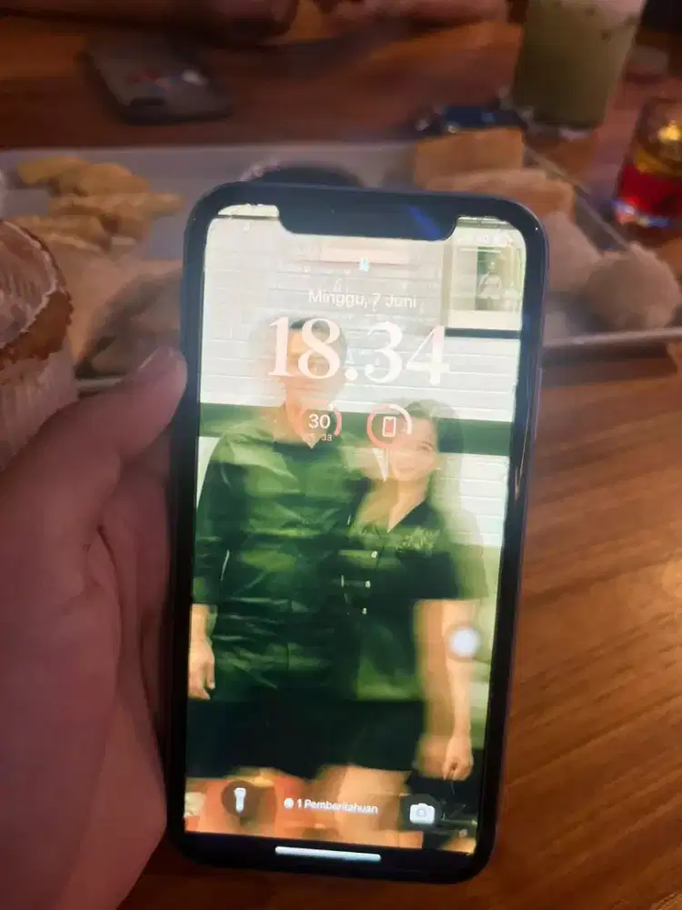 Jual cepat iPhone 11 128 inter lgkp