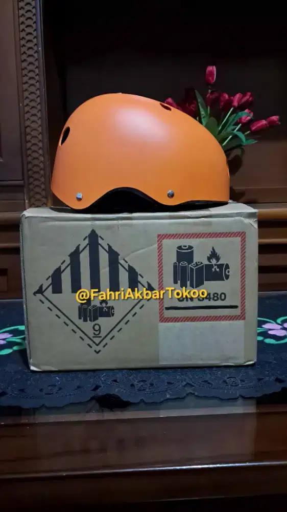 Helm Sepeda Urban Gowes Size S Warna Orange