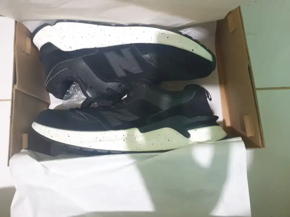 Jual Sepatu NB barang new nego sampai deal