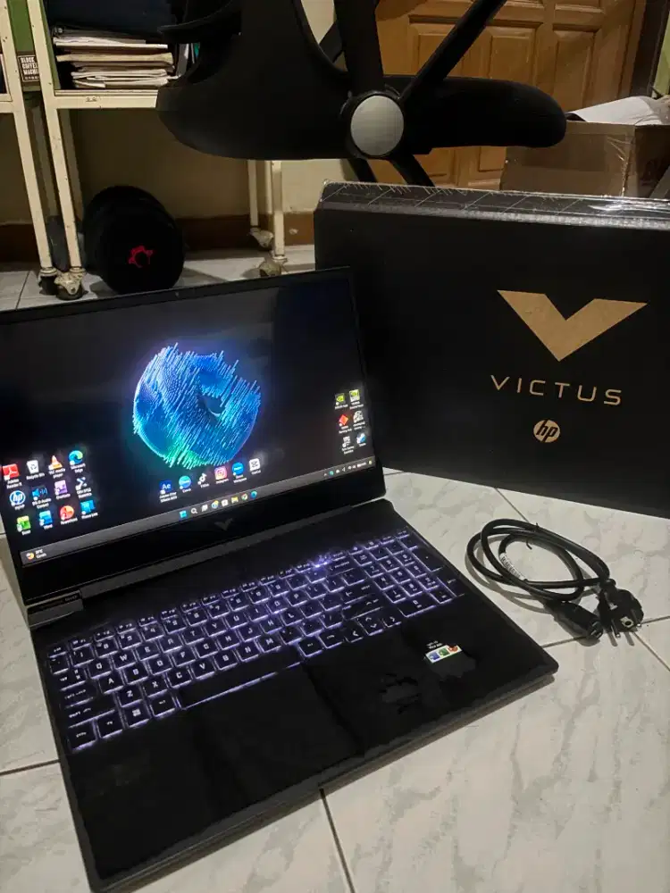 Laptop Gaming HP Victus 15 Fa0008tx I7-12700H VGA RTX 3050 8GB 512SSD
