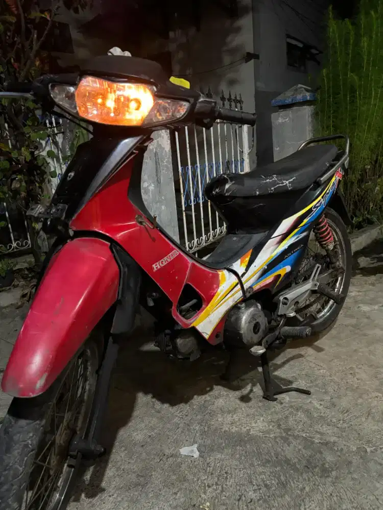 Honda Supra fit 2005