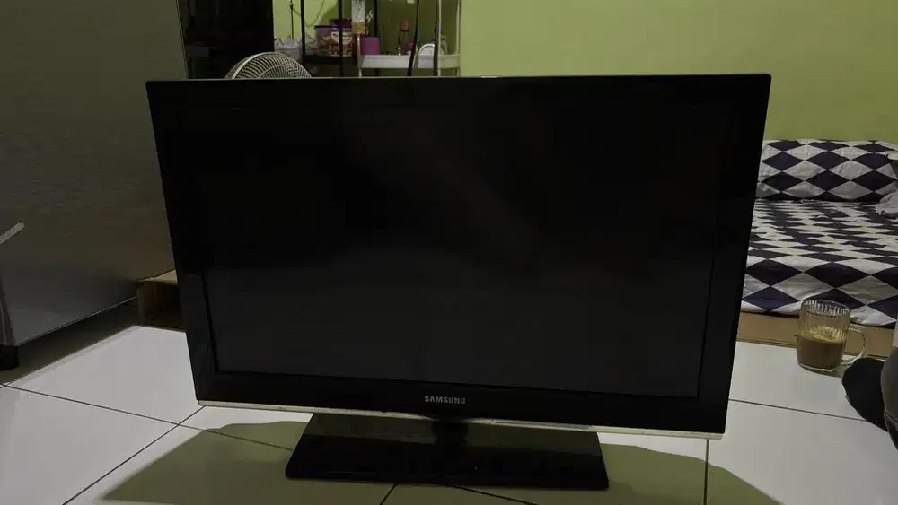 SAMSUNG LED TV 32 inch