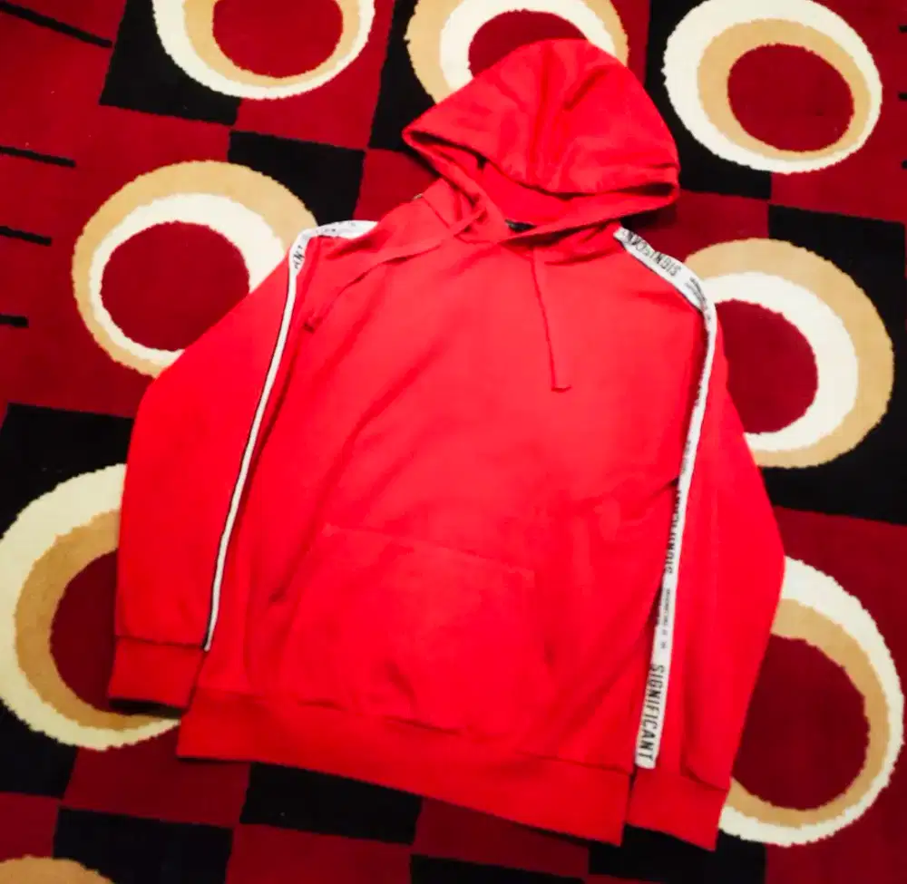 Switer Hoodie bahan tebal .
