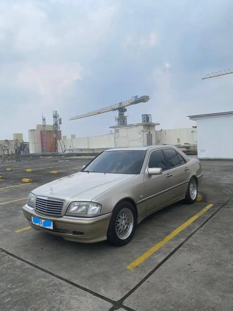 Mercedez W202 C240 tahun 2000 (Pajak Panjang)