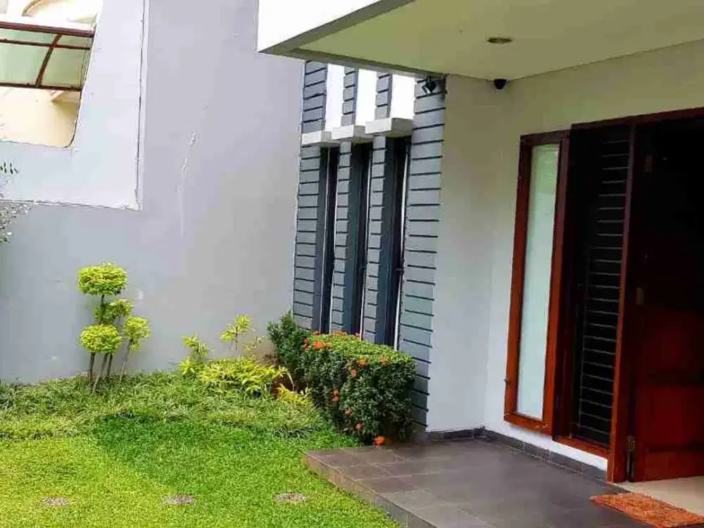 Di Jual Rumah Nyaman di Taman Palem blok D
