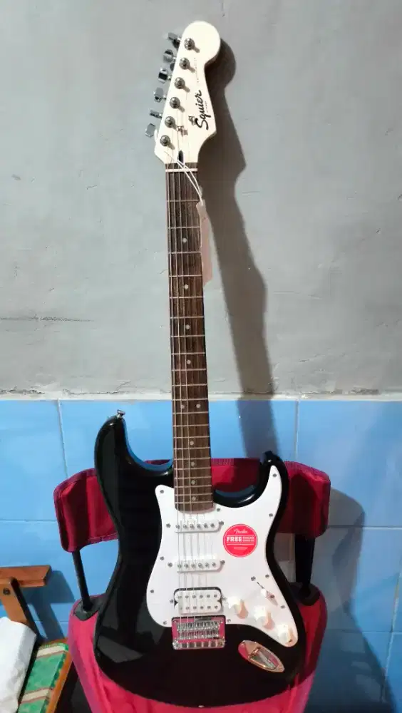 Gitar Elektrik Squier Sonic Stratocaster HSS Black Original by Fender