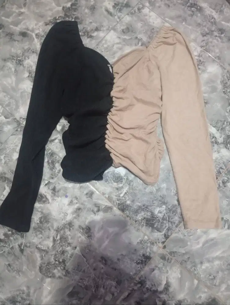 Atasan Wanita Lengan Panjang Two Tone Hitam Cream Model Kerut