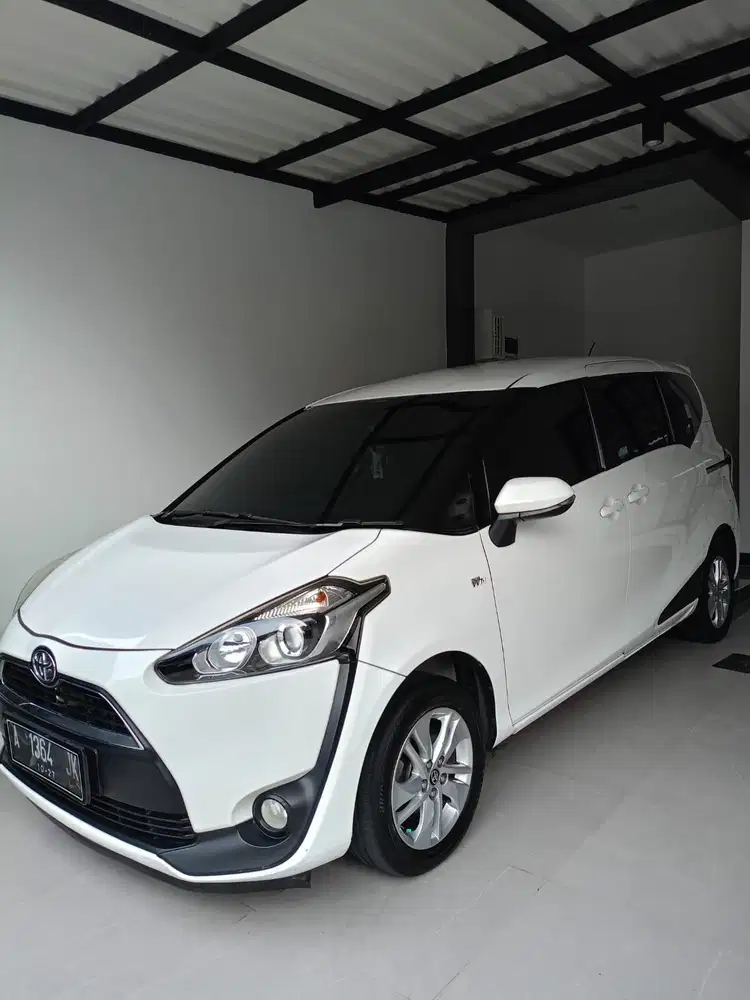Toyota Sienta 2017 Bensin