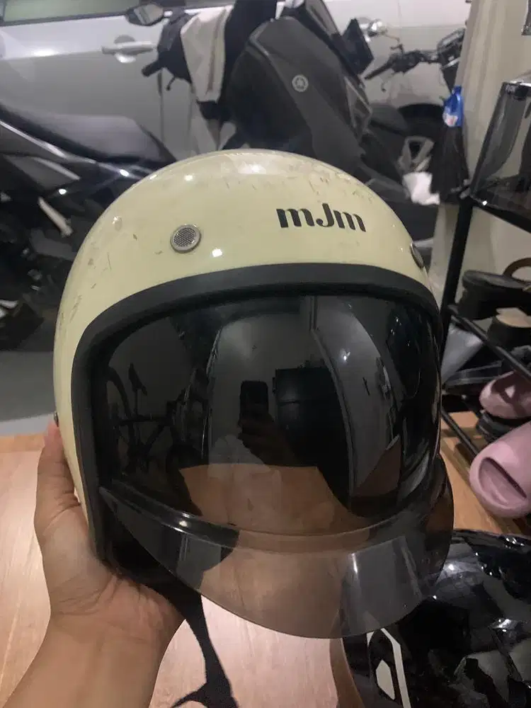 Helm lama Capelo MJM cream