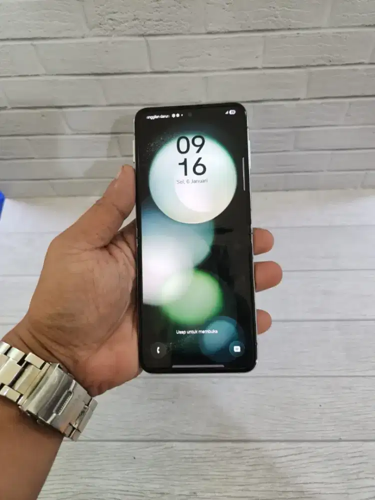 Samsung flip 5 5g 8/256