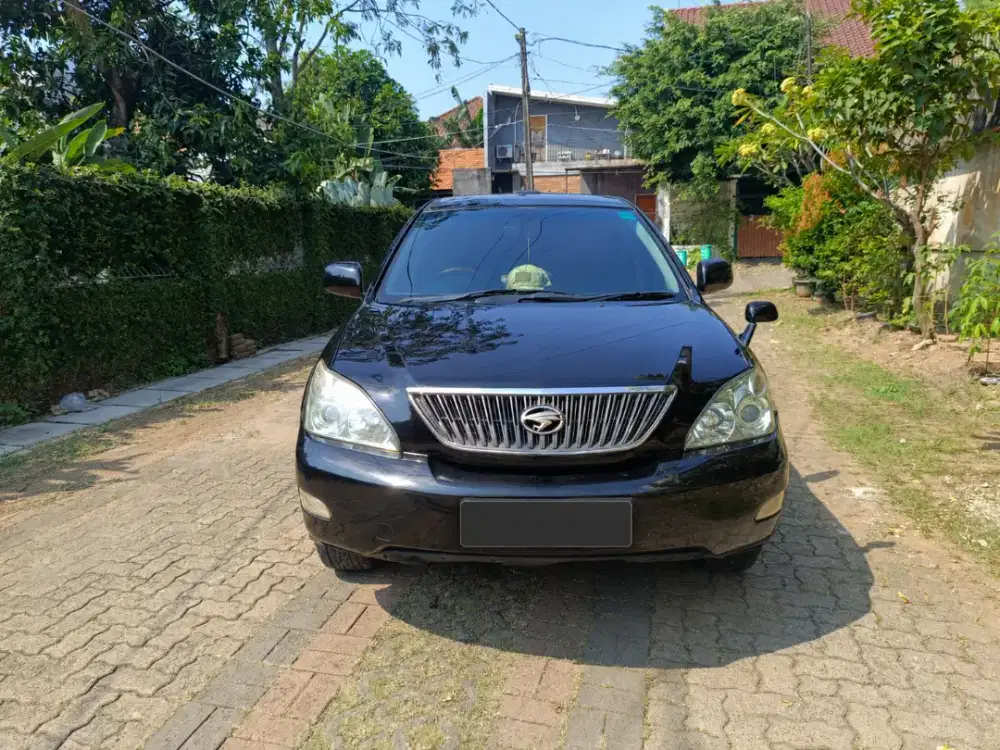 Jual Toyota Harrier 3.0 tahun 2006