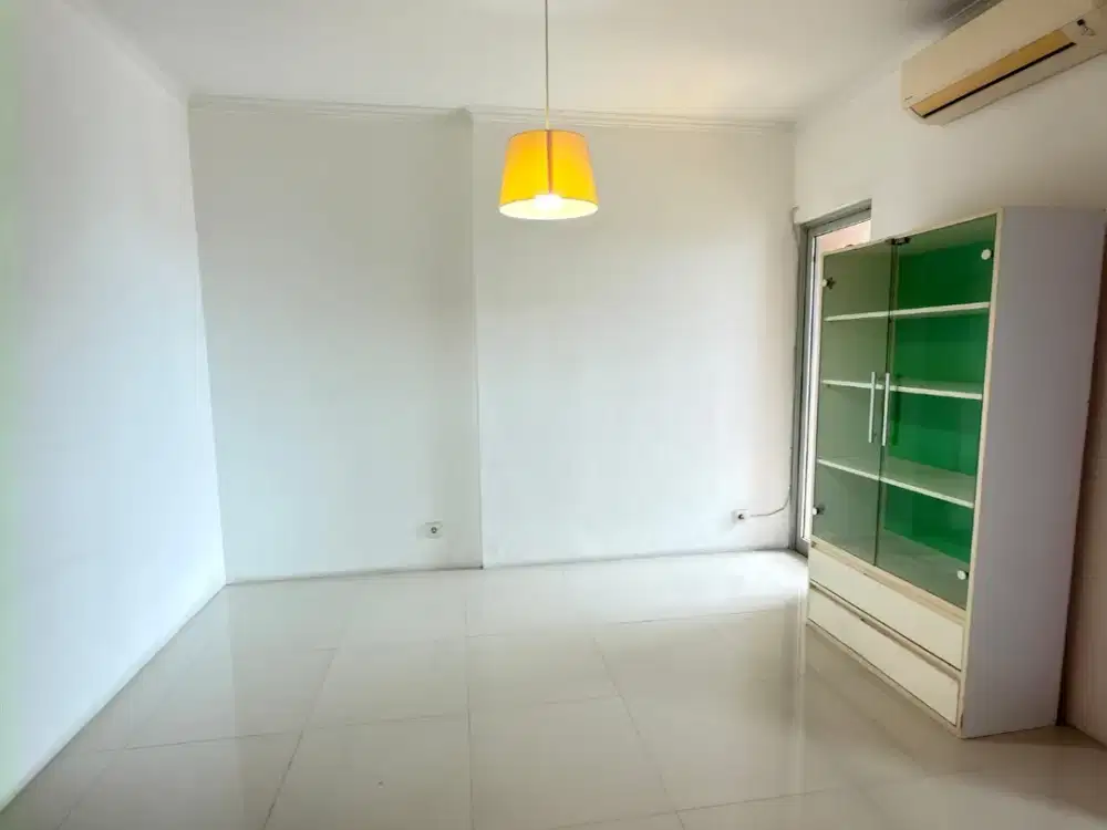 Jual Apartemen Gading Mediterania 1BR Luas Hasil Renovasi | Lantai Tinggi | Hanya 485 Juta