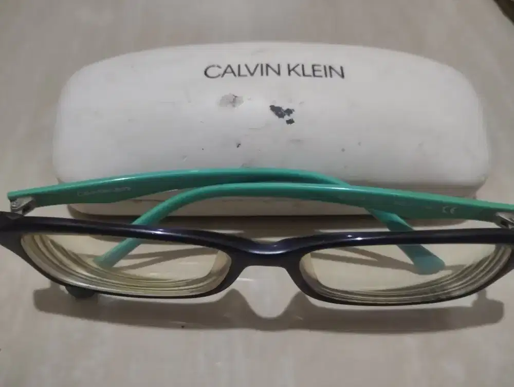 Kacamata Calvin klein Jeans CKJ939AF 001