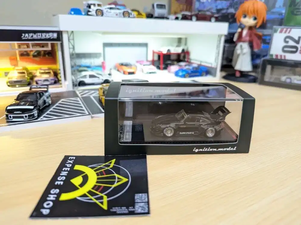 IGNITION MODEL 1/64 porsche rwb 993 dark star
