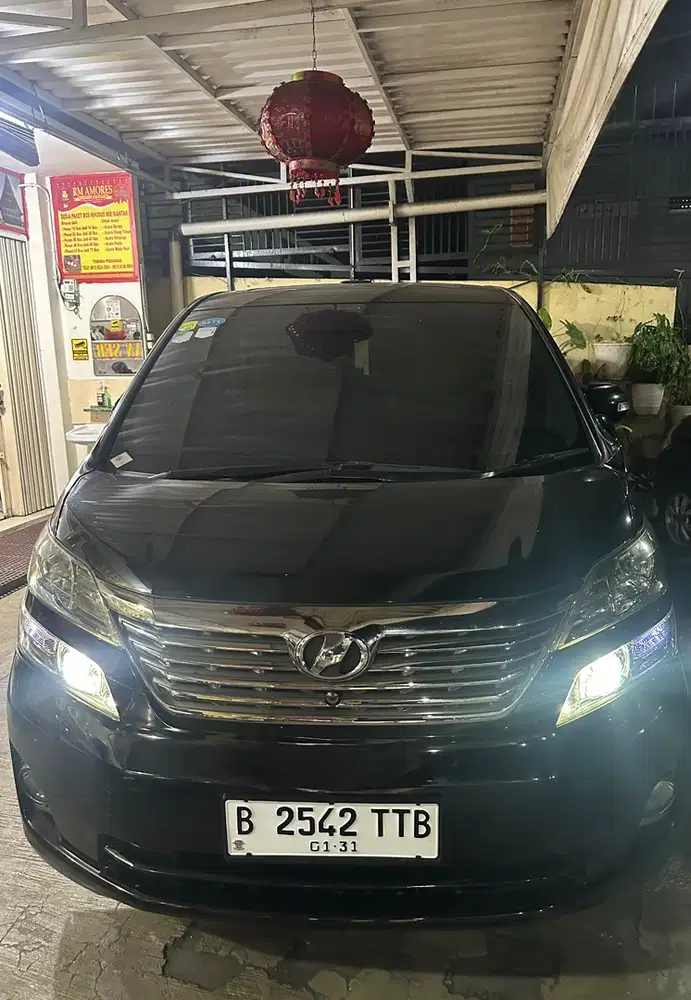 Toyota Vellfire 2010 Bensin