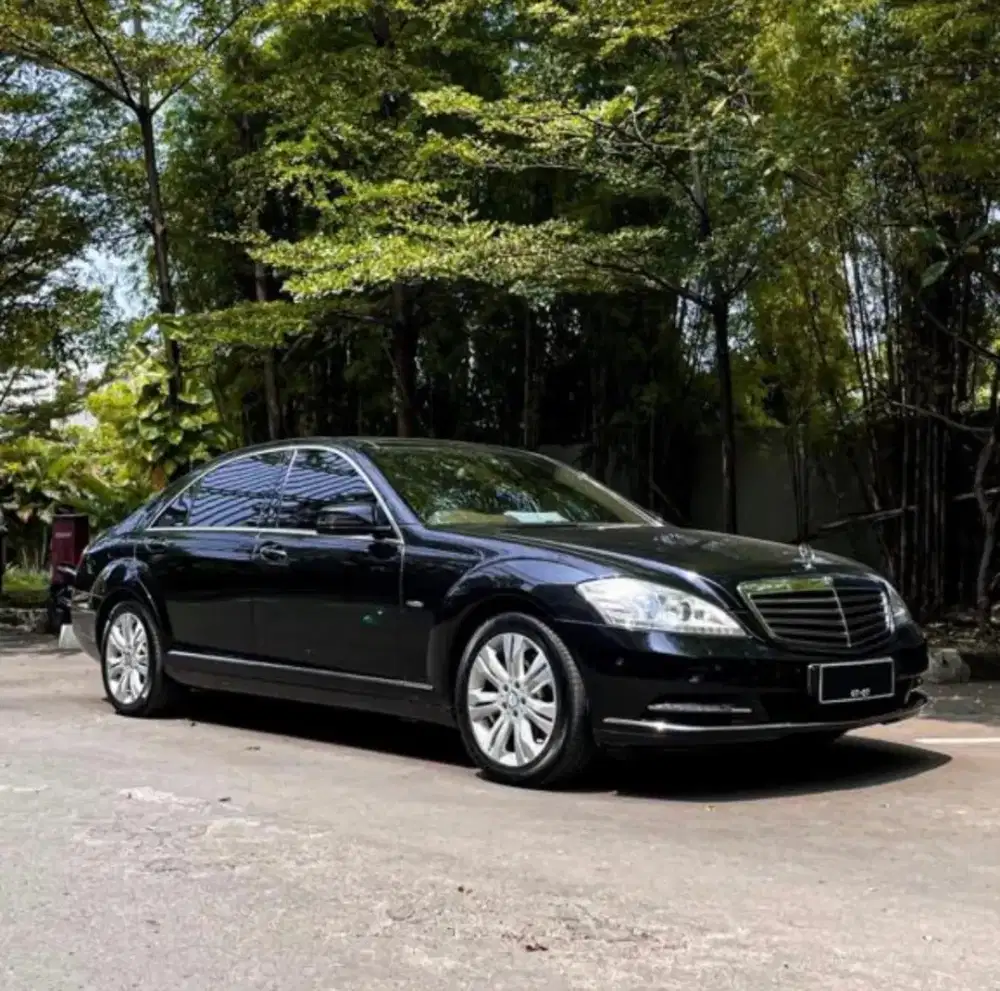 Jual atau tuker tambah mobil mercy s350 thn 2012