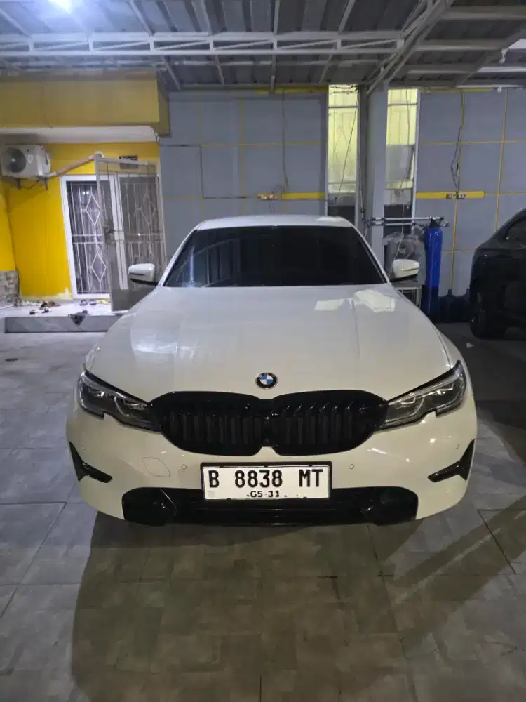 Dijual cepat BMW 320i tipe G20 model baru 2020
