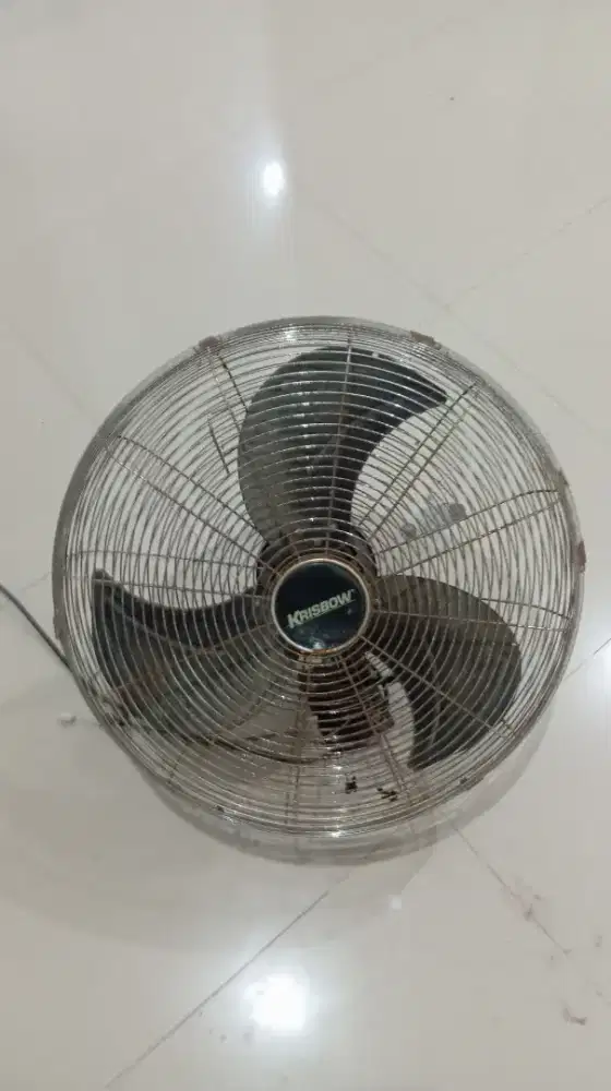 Kipas Angin Dinding Krisbow 20 inch Normal Siap Pakai