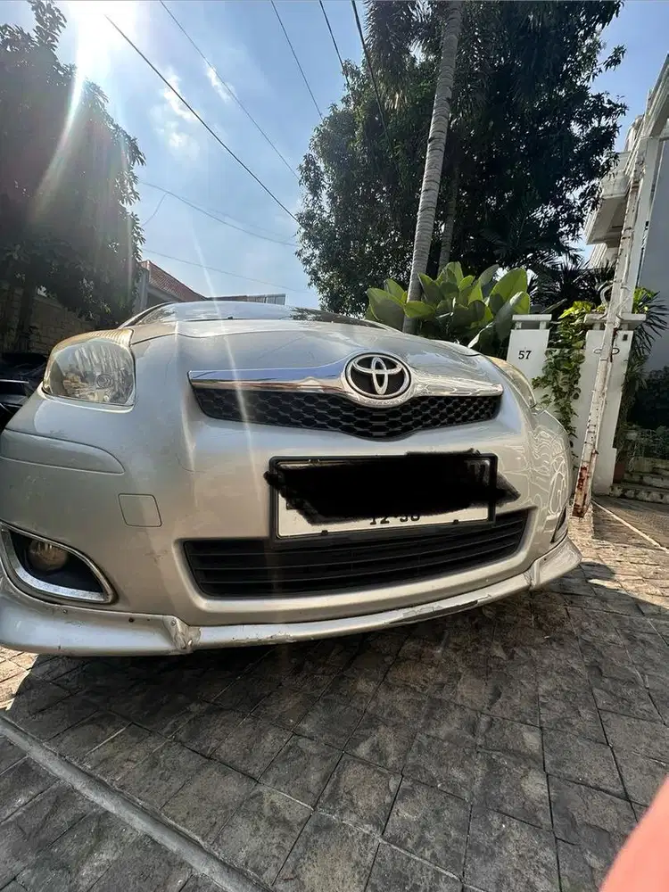 Toyota Yaris 2010 Bensin