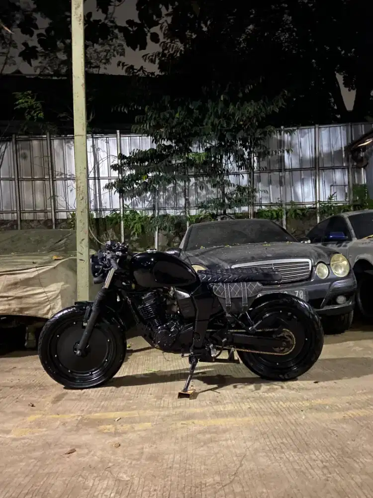 YAMAHA BYSON CAFERACER