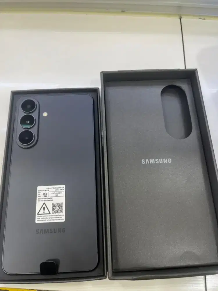 Samsung S26+256 black