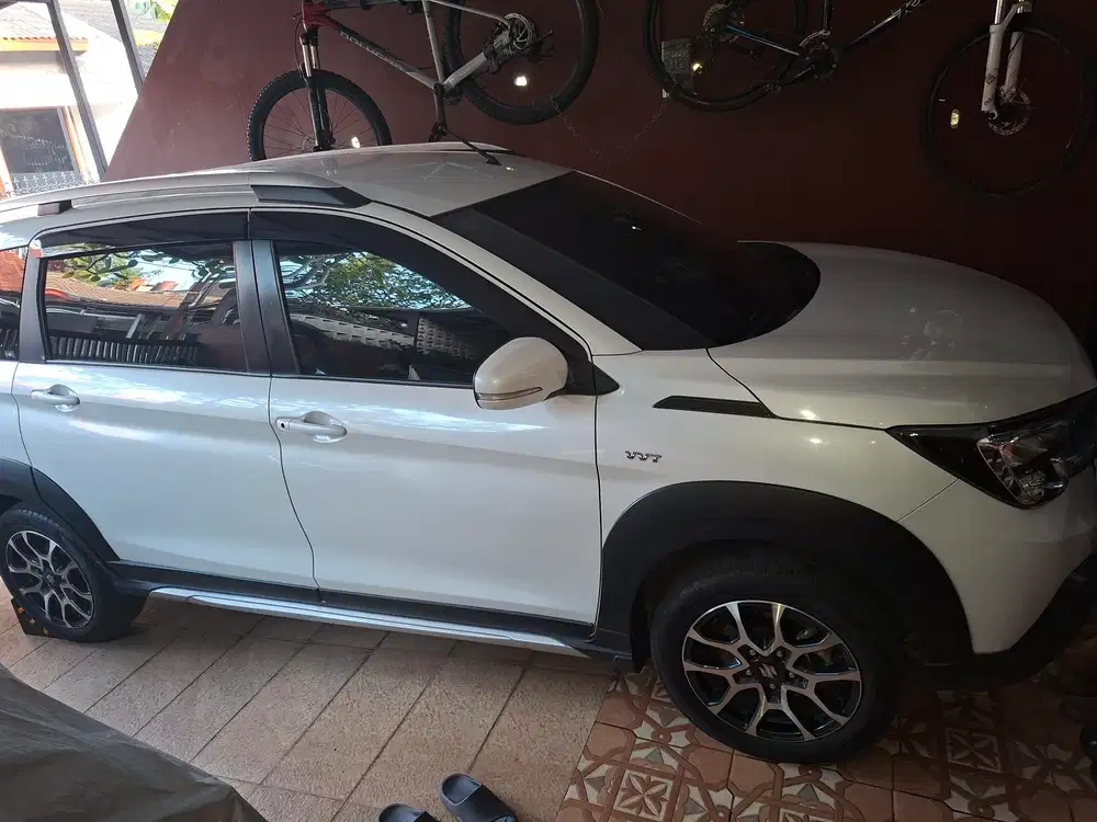 Suzuki XL7 2023 Bensin