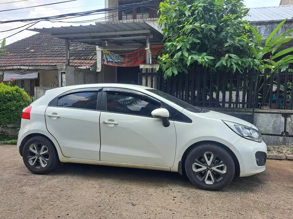 Kia Rio 2012 Bensin