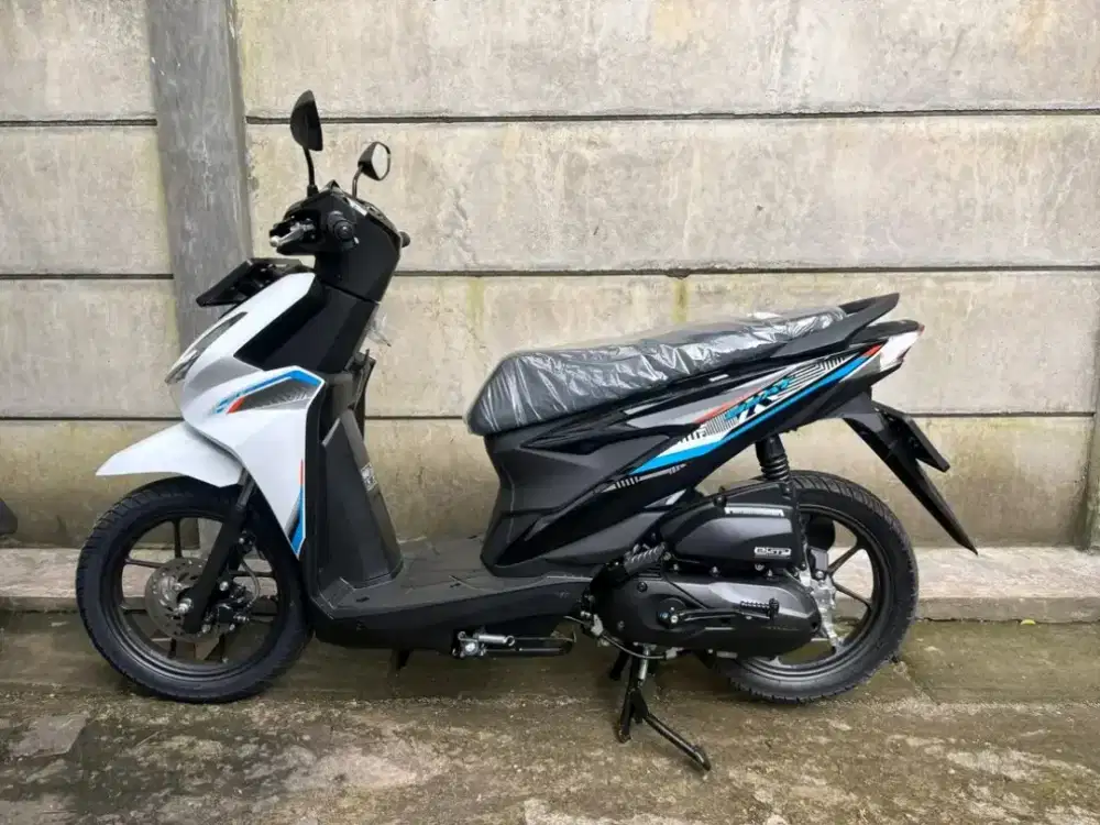 HONDA BEAT CBS WHITE