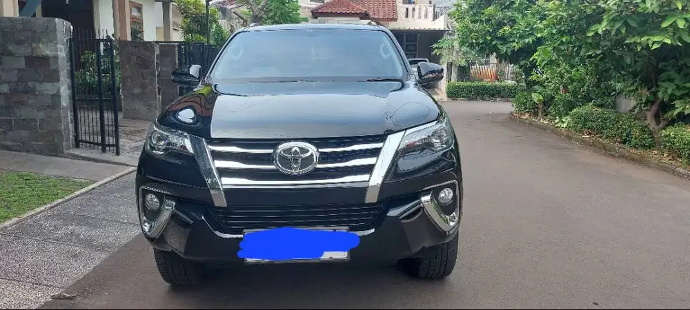 Toyota Fortuner 2.4 VRZ 4x2 A/T 2019