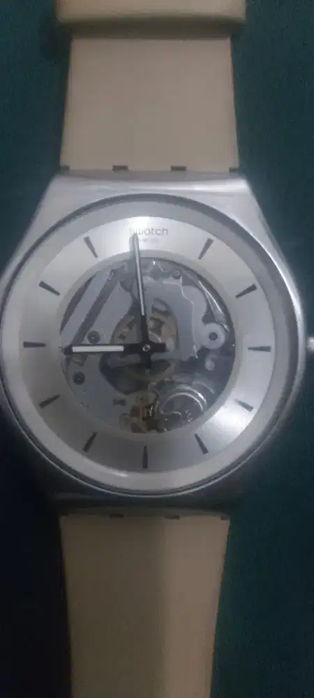 Jam tangan swatch swiss