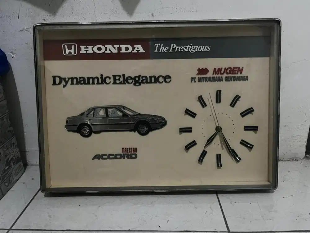 Jam dinding vintage honda maestro accord