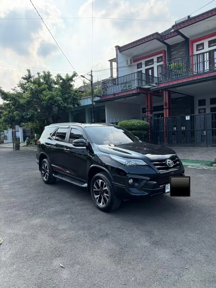Fortuner 2.4 VRZ TRD Termurah