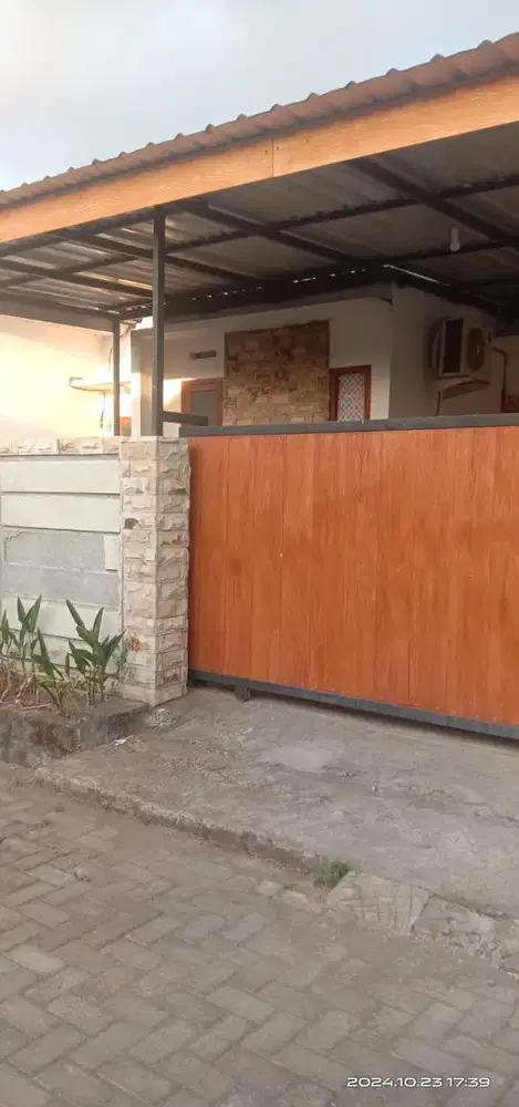 Dikontrakan tanpa perantara rumah lokasi strategis daerah tembolak
