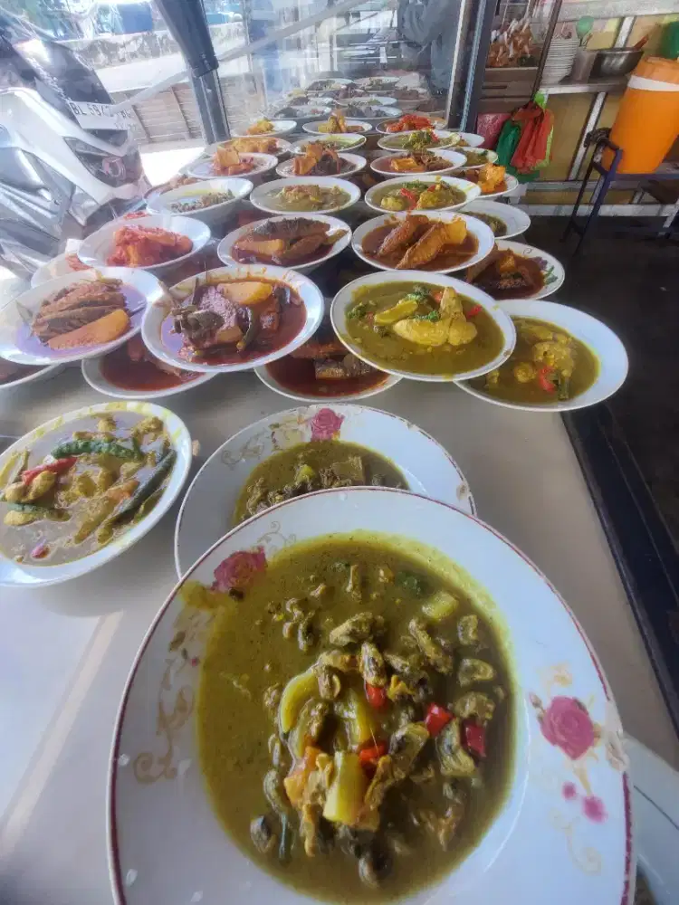 Pegawai rumah makan