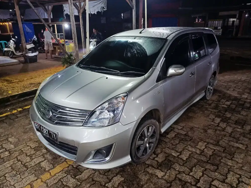Grand Livina HWS 1.8 metik 2012 No PR