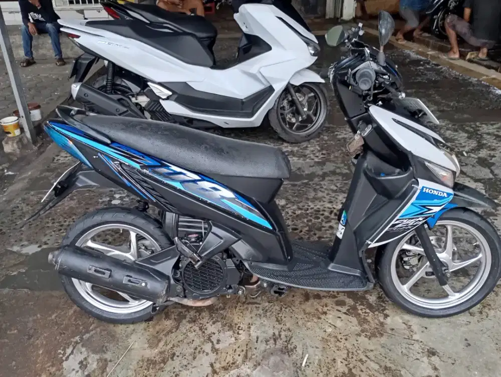 honda vario 110 karbu cw