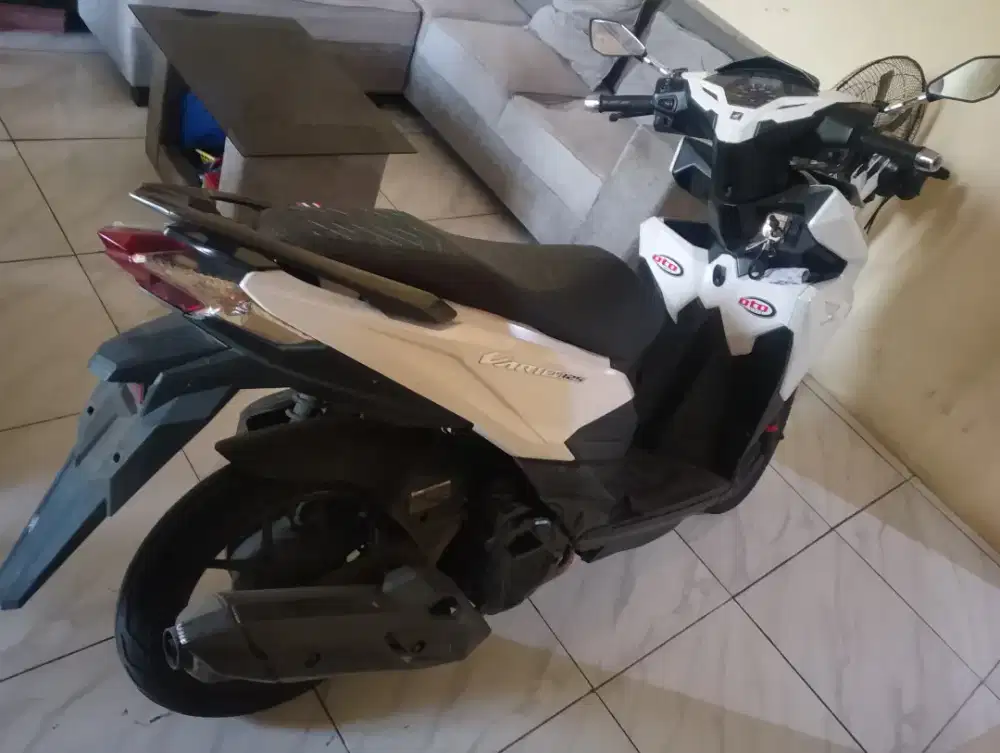 Vario 125 led old 2017