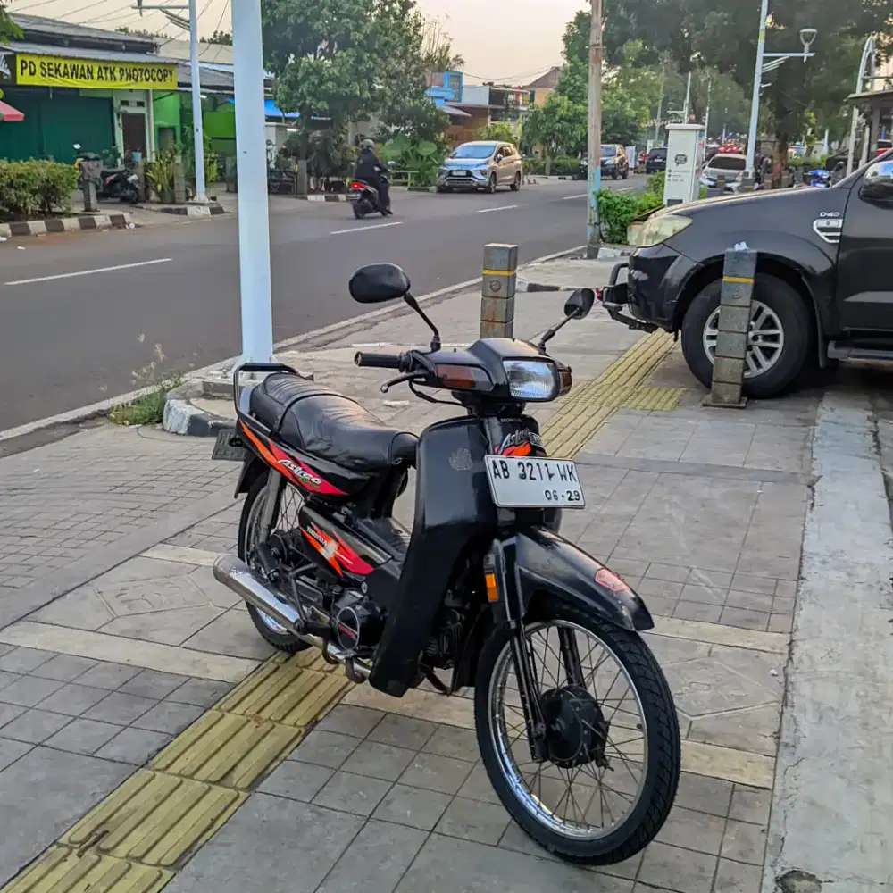 Honda Astrea Grand 1994 (Plat AB Pajak Paniang)