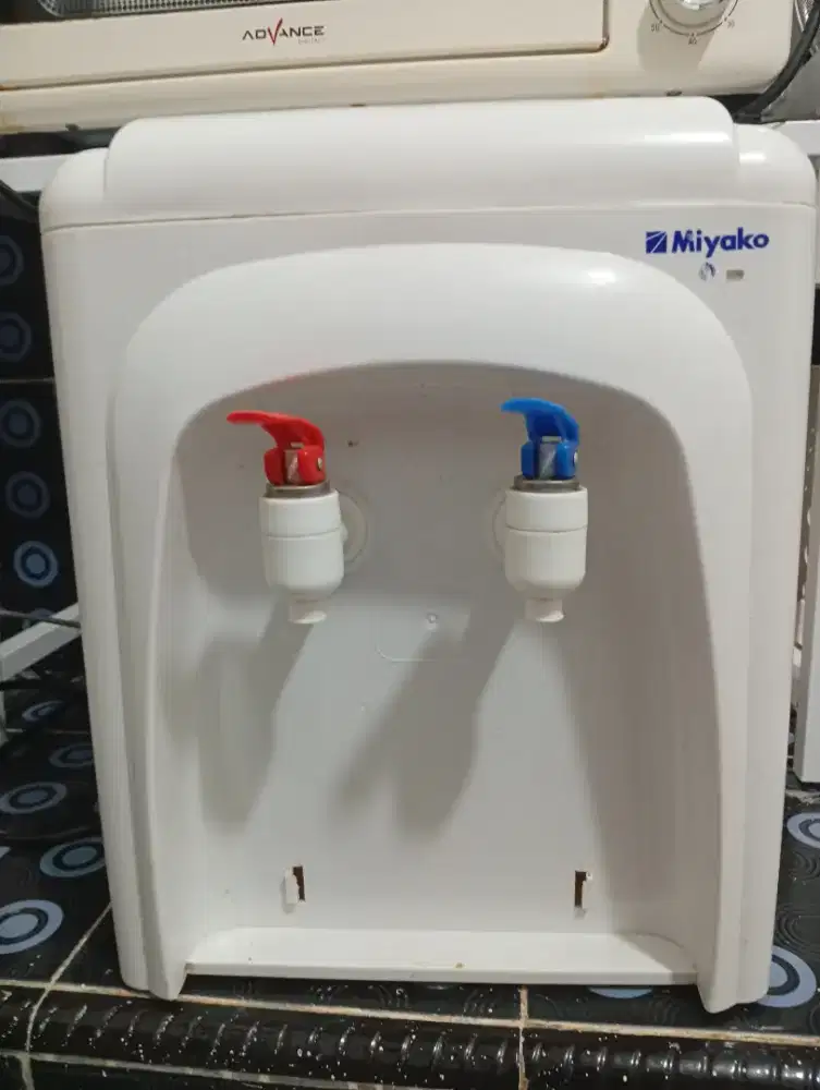 Dispenser miyako
