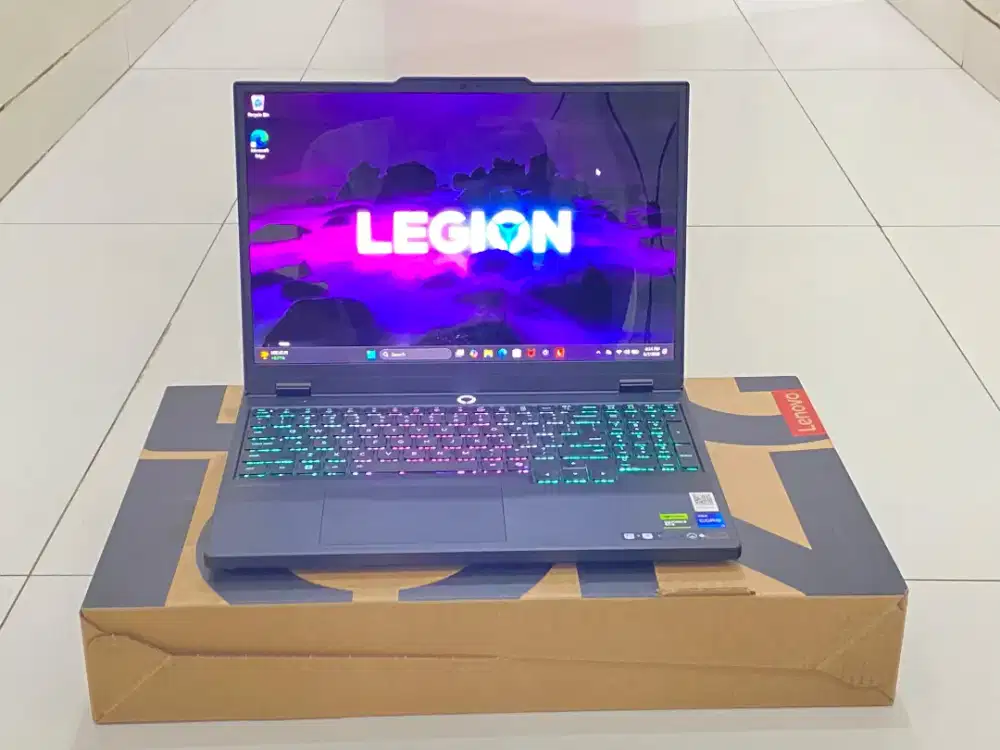 Lenovo Legion 5i i7-14700HX RTX5060 OLED 100%sRGB
