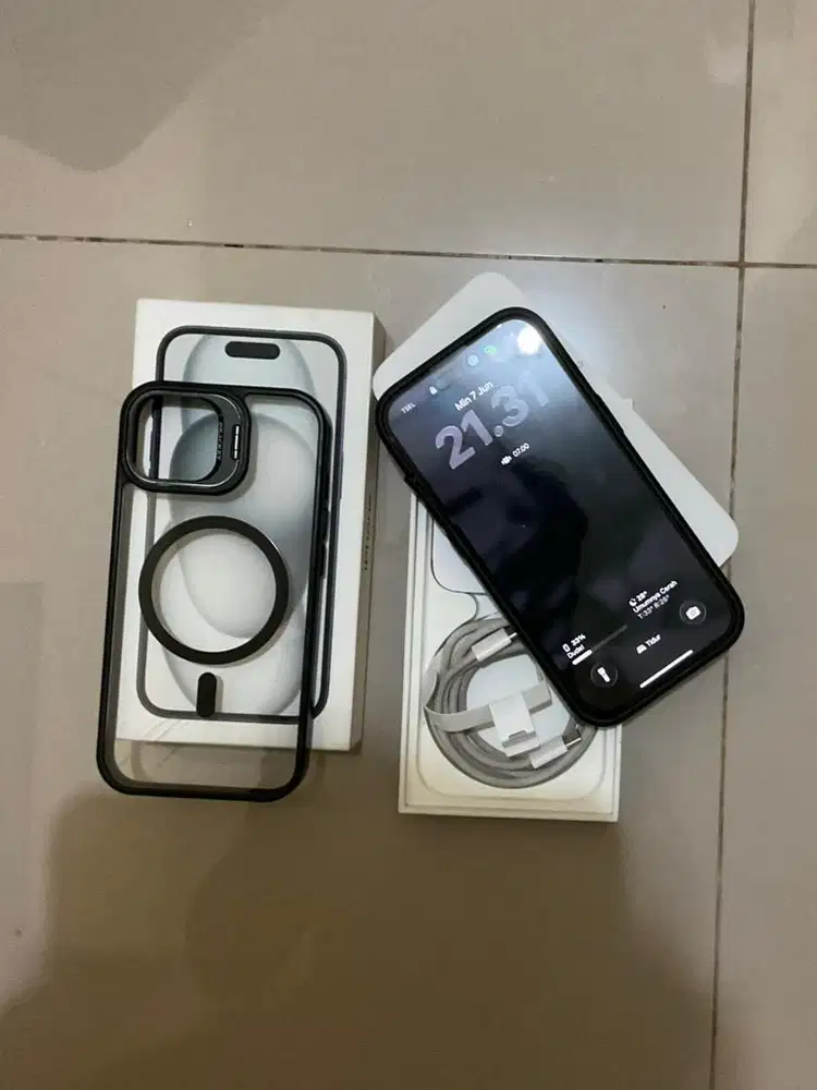 WTS Iphone 15 256 gb